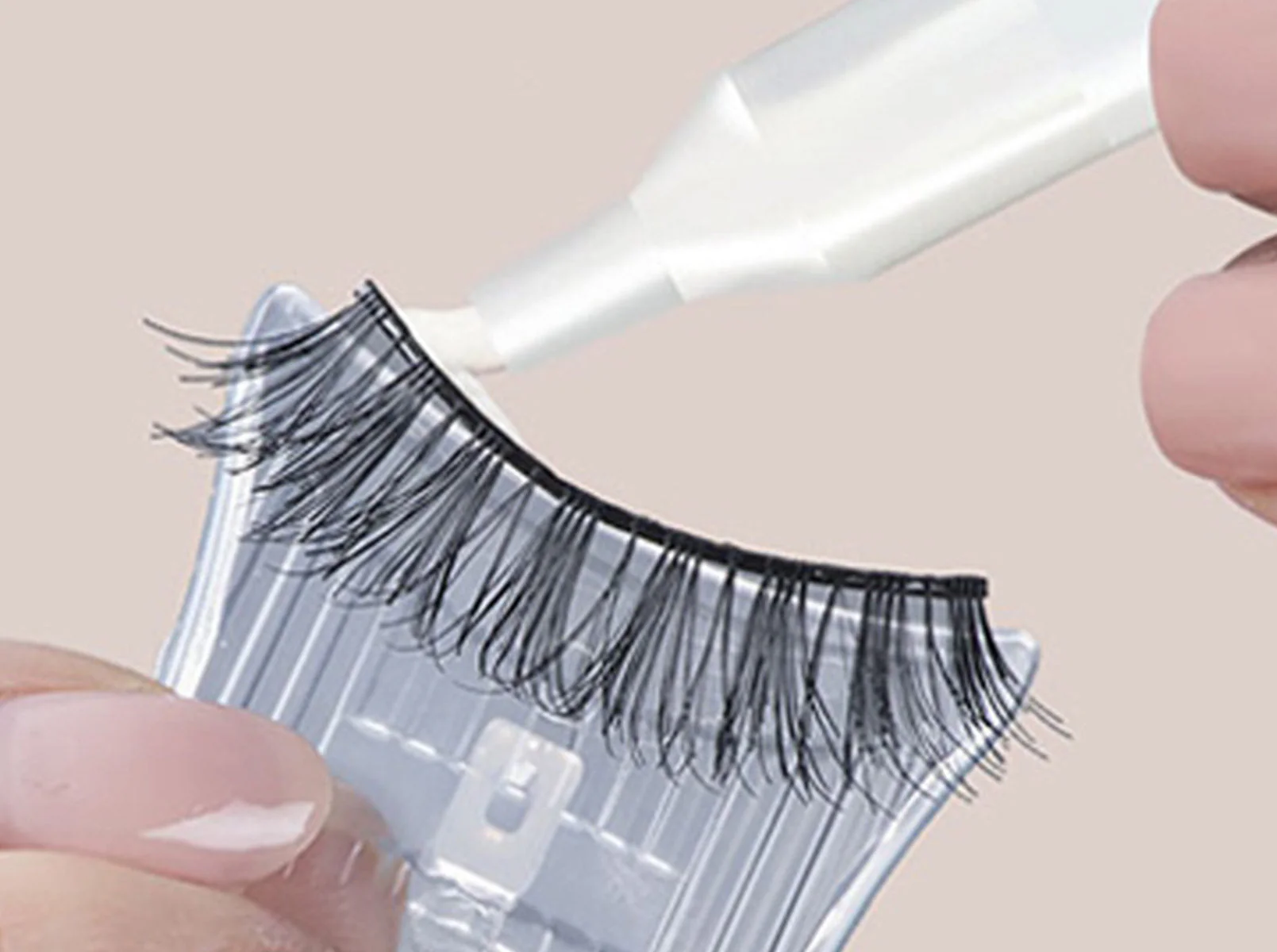 DUO Brush On Striplash Adhesive, Dark - Image 5
